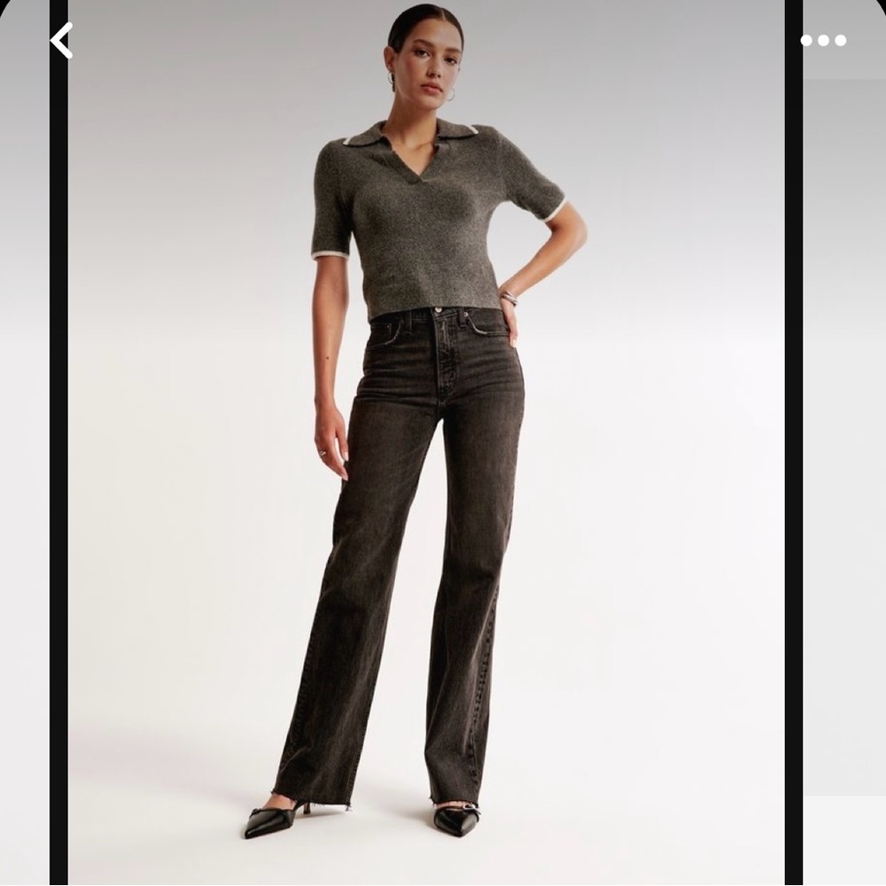 Abercrombie & Fitch - High Rise 90s Relaxed Jean in black